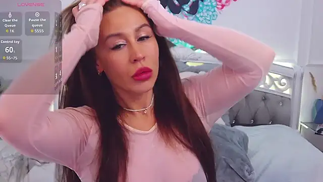 CrissyTaylor online show from 13, 11, 2025