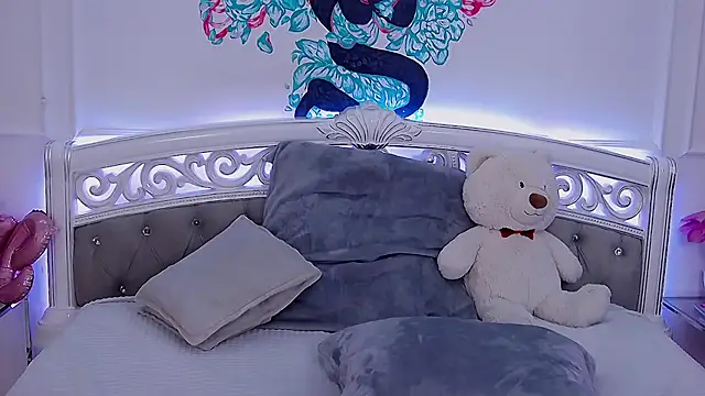 CrissyTaylor online show from 1, 2, 2026