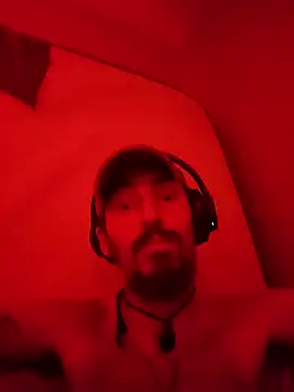 Snapshot of Bi_curious86 chatting on 23, 11, 2025 Bi curious86 online show from 23, 11, 2025