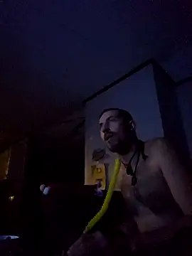 Snapshot of Bi_curious86 chatting on 3, 12, 2025 Bi curious86 online show from 3, 12, 2025