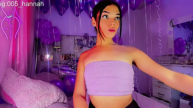 Hannahsmit online show from 22, 10, 2025