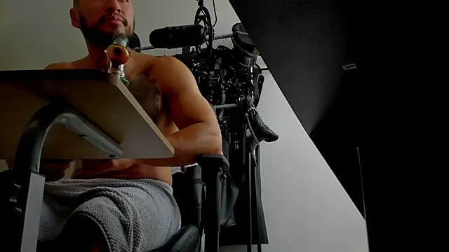 billyMayer  online show from 8, 12, 2024