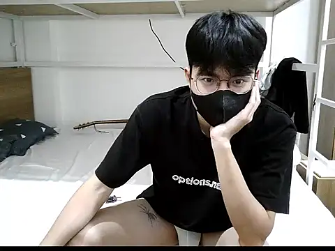 Gwencloudy online show from 29, 10, 2025