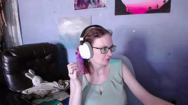 Snapshot of FunAfterDark chatting on 8, 12, 2024 FunAfterDark online show from 8, 12, 2024