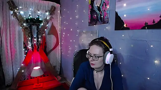 Snapshot of FunAfterDark chatting on 25, 12, 2024 FunAfterDark online show from 25, 12, 2024