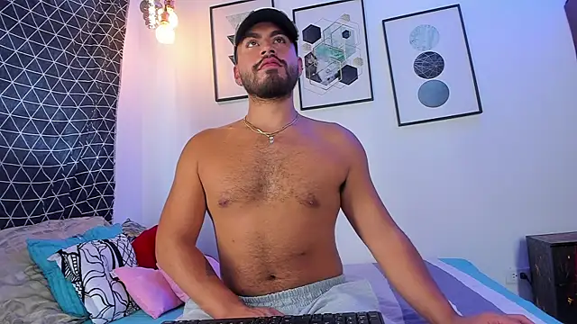 Snapshot of Juan_Castano chatting on 15, 3, 2025 Juan Castano online show from 15, 3, 2025