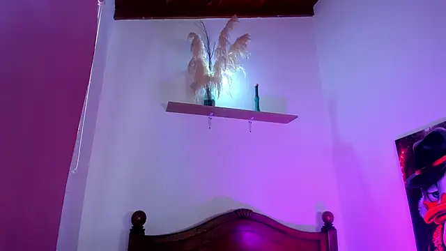 Snapshot of Juan_Castano chatting on 19, 11, 2025 Juan Castano online show from 19, 11, 2025