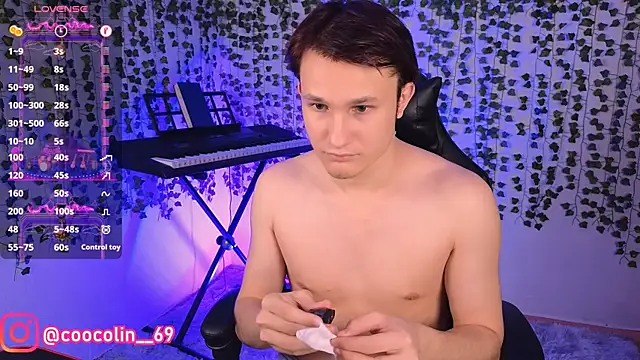 Colin  69 online show from 22, 2, 2025