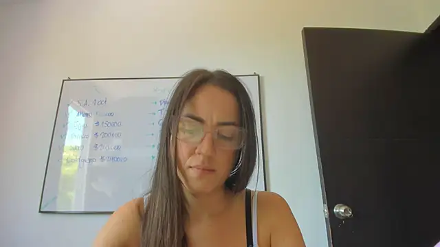 Snapshot of squirttati33 chatting on 20, 9, 2025 squirttati33 online show from 20, 9, 2025
