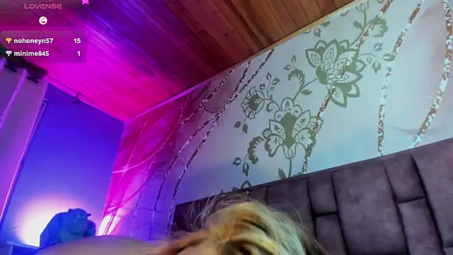 chloe bonnet online show from 24, 1, 2025