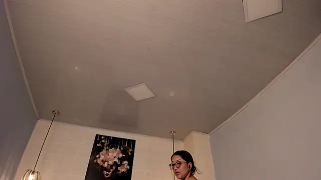 ayshel   online show from 22, 1, 2025