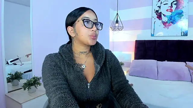 ayshel   online show from 15, 3, 2025