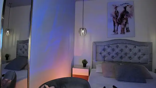 ayshel   online show from 17, 12, 2025