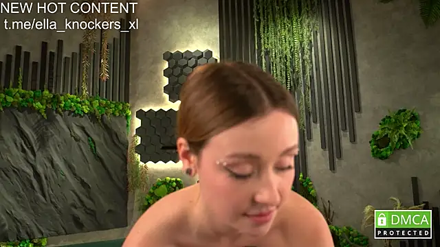 ella knockers xl online show from 13, 12, 2025