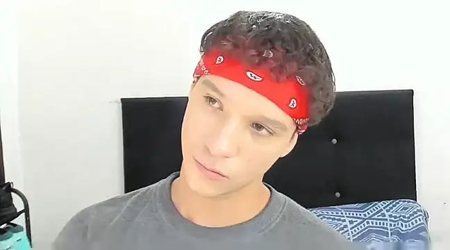 Snapshot of angelcortes chatting on 21, 1, 2025 angelcortes online show from 21, 1, 2025