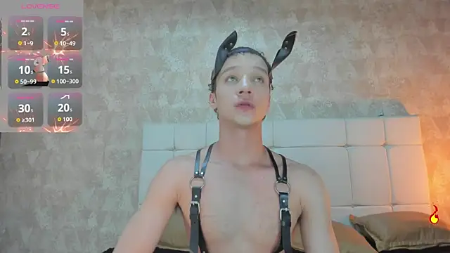 angelcortes online show from 15, 12, 2025