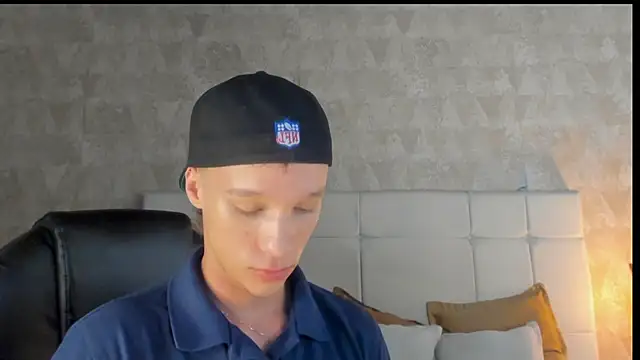 angelcortes online show from 11, 1, 2026