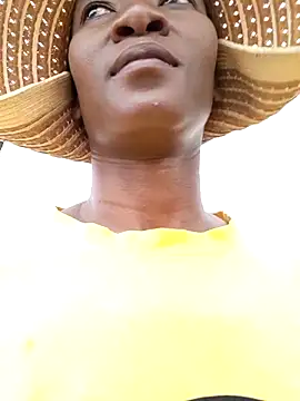 Snapshot of NikkiDickSavage chatting on 20, 2, 2026 NikkiDickSavage online show from 20, 2, 2026