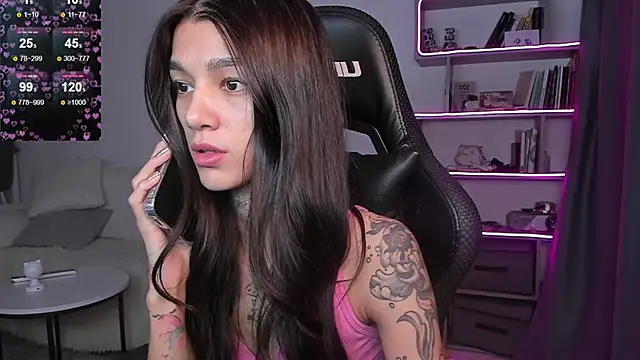 Snapshot of vinkitinkii chatting on 20, 12, 2024 vinkitinkii online show from 20, 12, 2024