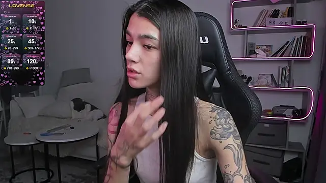 Snapshot of vinkitinkii chatting on 20, 2, 2025 vinkitinkii online show from 20, 2, 2025