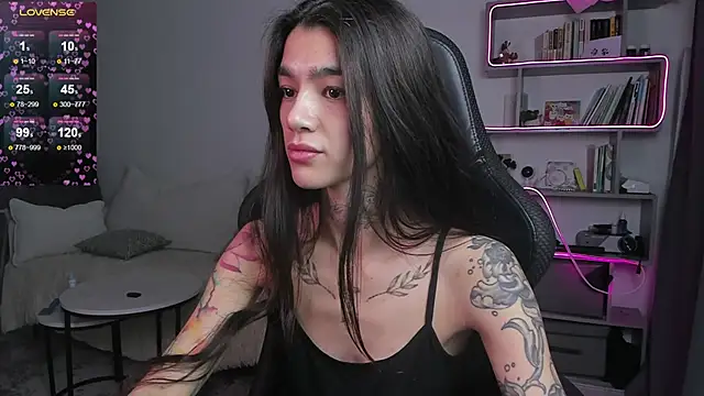 Snapshot of vinkitinkii chatting on 28, 2, 2025 vinkitinkii online show from 28, 2, 2025