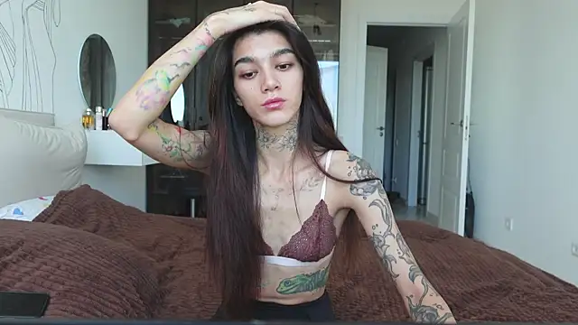 Snapshot of vinkitinkii chatting on 8, 10, 2025 vinkitinkii online show from 8, 10, 2025