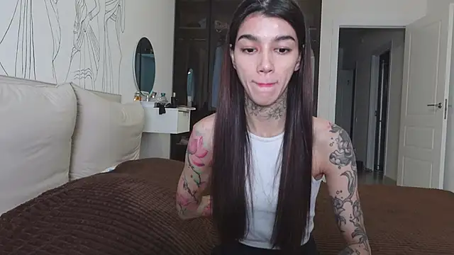 Snapshot of vinkitinkii chatting on 6, 11, 2025 vinkitinkii online show from 6, 11, 2025