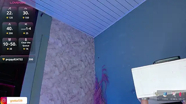 Snapshot of _Gretta chatting on 18, 10, 2025 Gretta online show from 18, 10, 2025