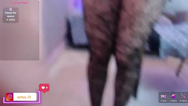 lili hott63 online show from 11, 2, 2026