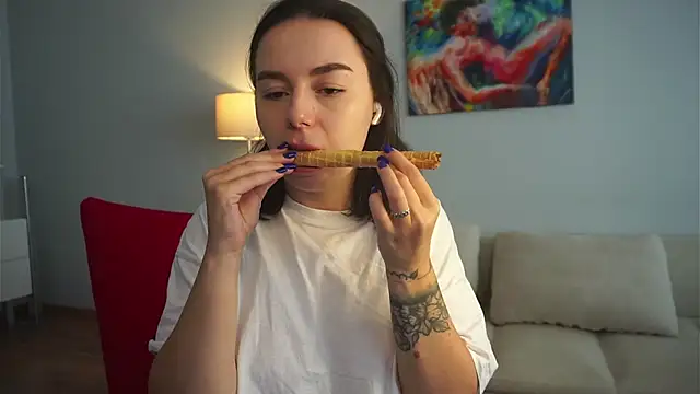 Snapshot of DiJiRay chatting on 8, 2, 2025 DiJiRay online show from 8, 2, 2025