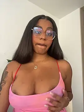 charlotteeruss online show from 8, 2, 2026