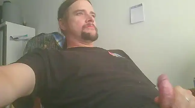 Snapshot of HerManforyou chatting on 7, 1, 2025 HerManforyou online show from 7, 1, 2025