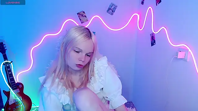 Snapshot of Emily_Nyaffee chatting on 30, 10, 2025 Emily Nyaffee online show from 30, 10, 2025