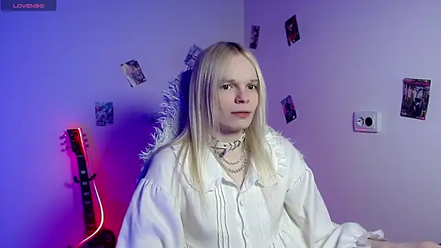 Emily Nyaffee online show from 15, 3, 2026