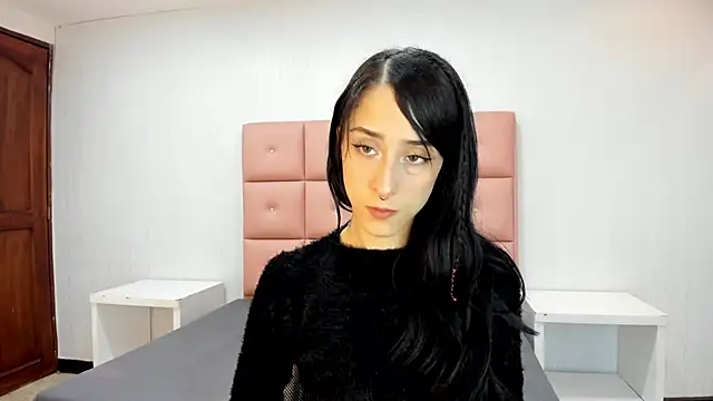 Snapshot of lhiamfit chatting on 5, 12, 2024 lhiamfit online show from 5, 12, 2024