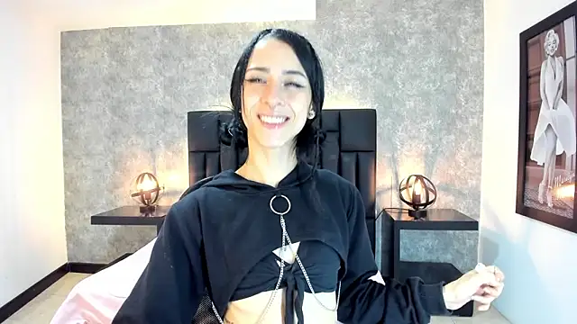 Snapshot of lhiamfit chatting on 7, 1, 2025 lhiamfit online show from 7, 1, 2025