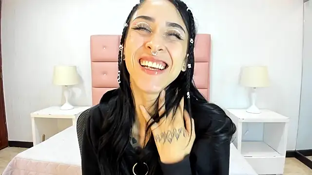 Snapshot of lhiamfit chatting on 22, 1, 2025 lhiamfit online show from 22, 1, 2025