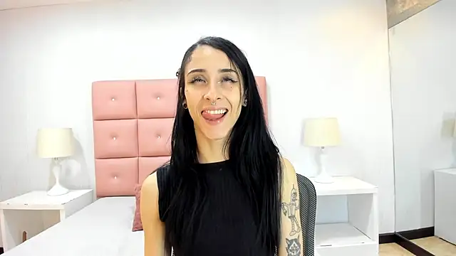 Snapshot of lhiamfit chatting on 24, 1, 2025 lhiamfit online show from 24, 1, 2025