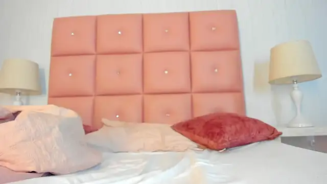 Snapshot of lhiamfit chatting on 1, 3, 2025 lhiamfit online show from 1, 3, 2025