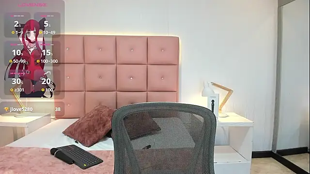 Snapshot of lhiamfit chatting on 12, 9, 2025 lhiamfit online show from 12, 9, 2025