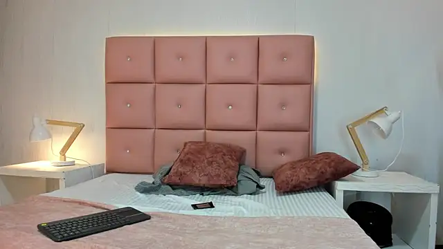 Snapshot of lhiamfit chatting on 5, 11, 2025 lhiamfit online show from 5, 11, 2025