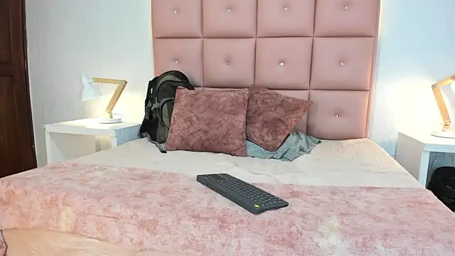 Snapshot of lhiamfit chatting on 15, 11, 2025 lhiamfit online show from 15, 11, 2025