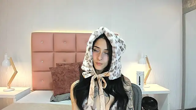 Snapshot of lhiamfit chatting on 26, 11, 2025 lhiamfit online show from 26, 11, 2025