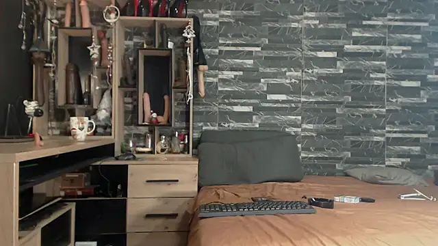 Snapshot of Mistress_Miry chatting on 7, 1, 2025 Mistress Miry online show from 7, 1, 2025