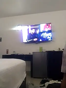 Renooo04 online show from 18, 2, 2026