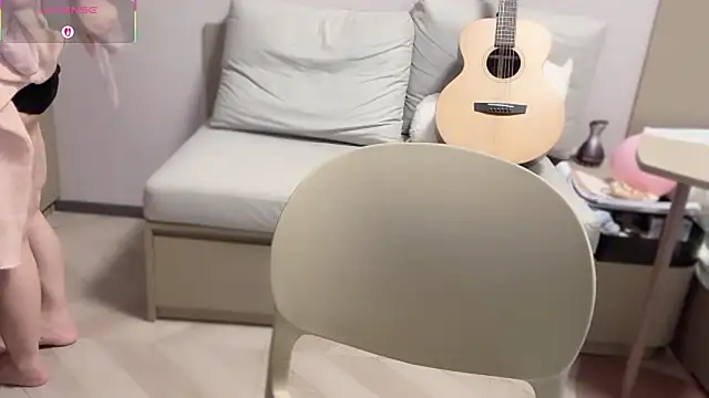 A-xena online show from 12, 10, 2025