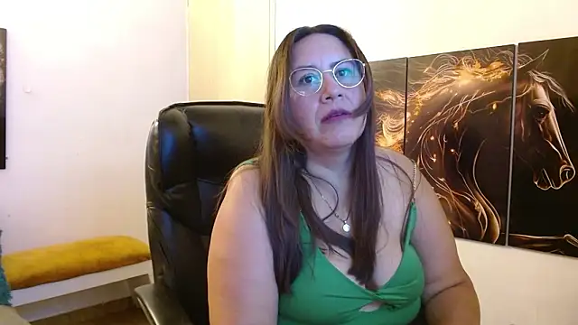 amalia brunette online show from 10, 3, 2026