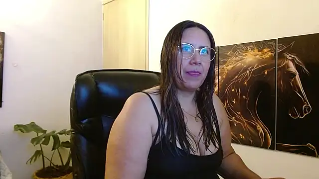 amalia brunette online show from 18, 3, 2026