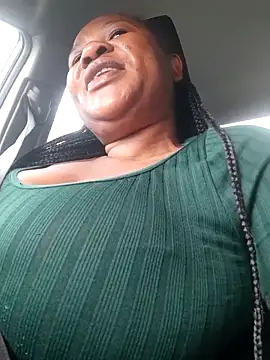 Snapshot of Bootyliciousbbw12 chatting on 28, 10, 2025 Bootyliciousbbw12 online show from 28, 10, 2025