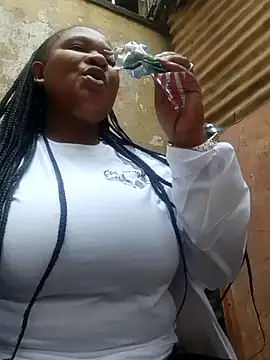 Snapshot of Bootyliciousbbw12 chatting on 4, 11, 2025 Bootyliciousbbw12 online show from 4, 11, 2025